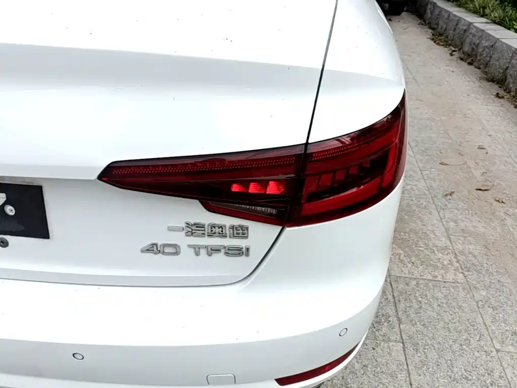 Audi A4L — миниатюра 8
