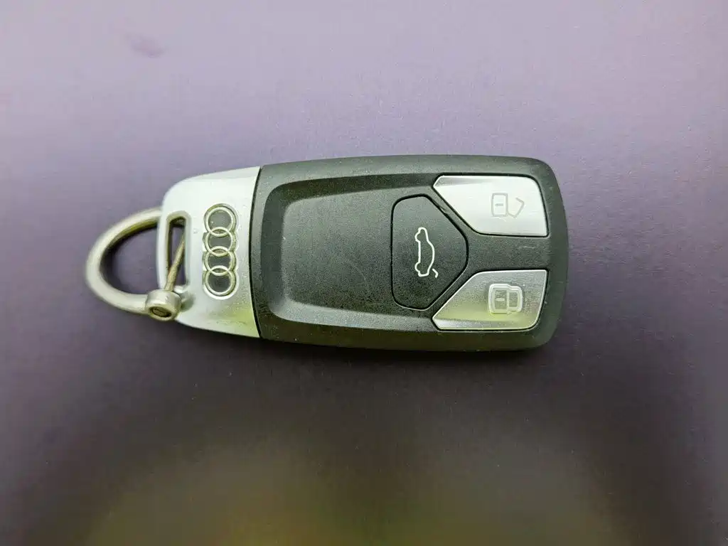Audi A4L — миниатюра 19