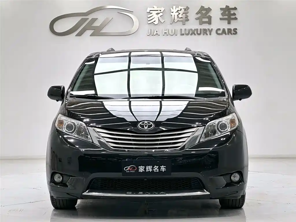 Toyota Sienna 2011 3.5L AT