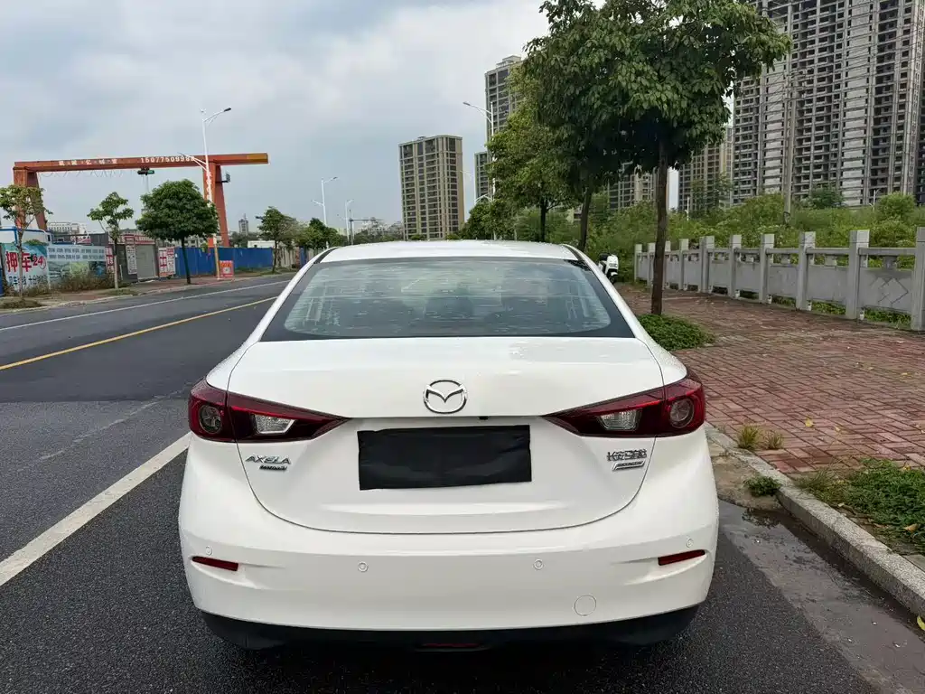 Mazda 3 Axela — миниатюра 3
