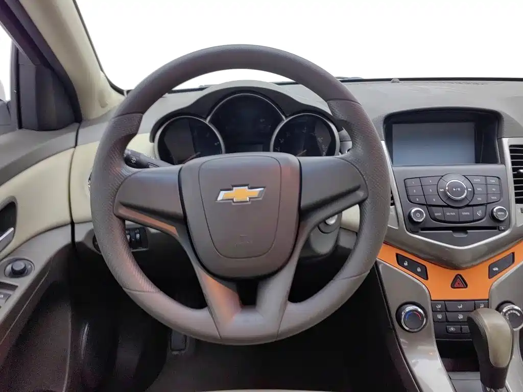 Chevrolet Cruze — миниатюра 11
