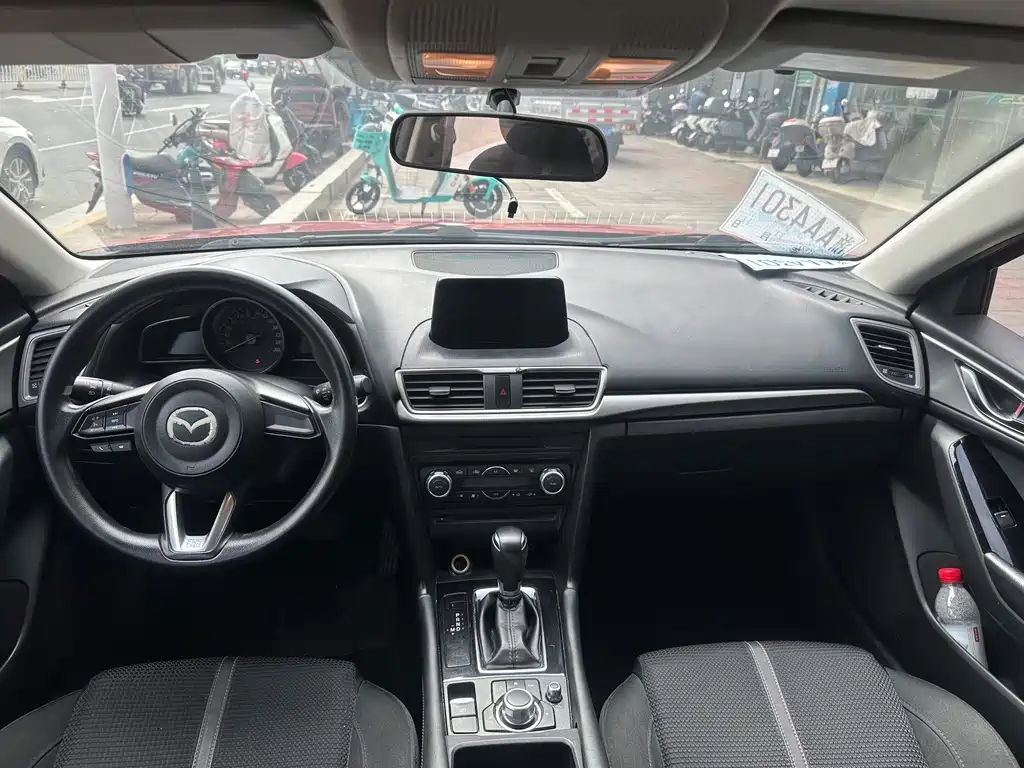 Mazda 3 Axela — миниатюра 5