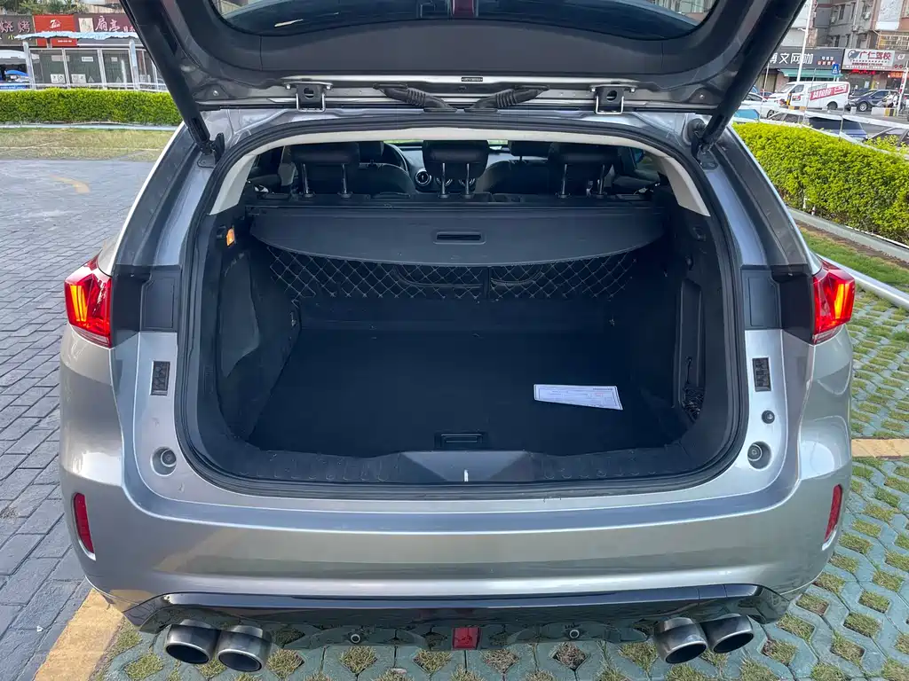 WEI PAI WEI BRAND VV7