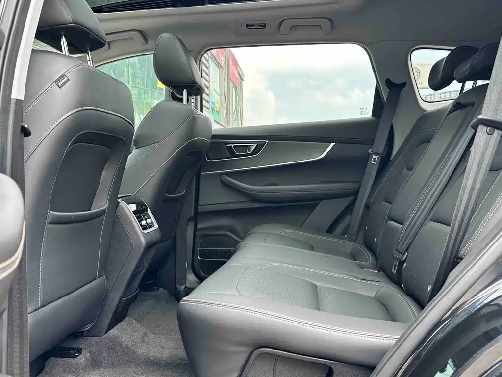 Chery Tiggo 8 — миниатюра 8