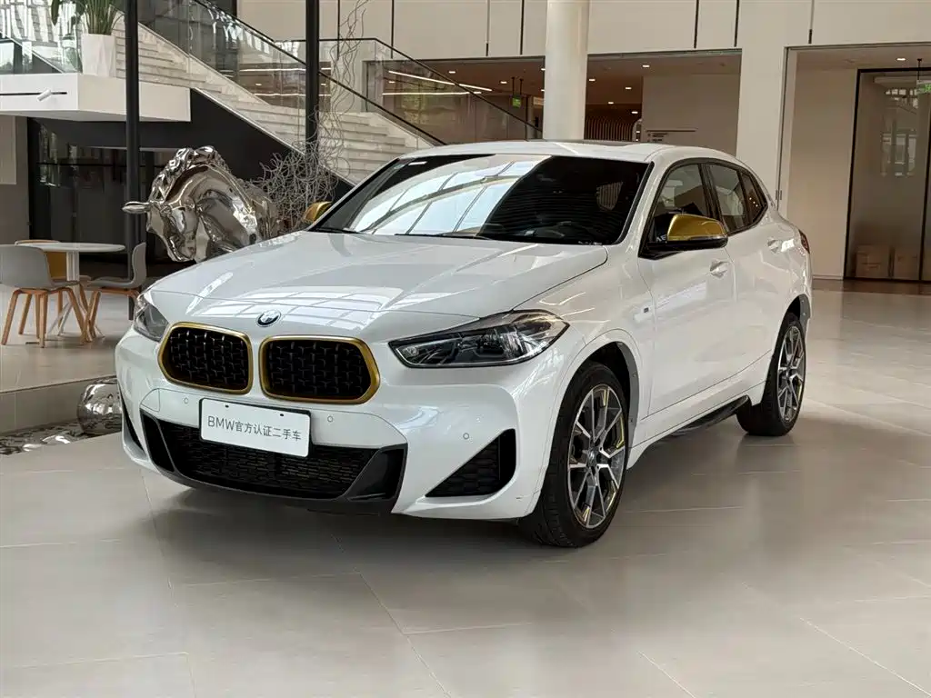 BMW X2
