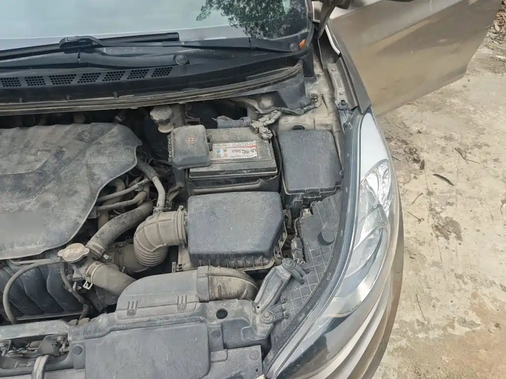 Hyundai Elantra Langdong — миниатюра 22