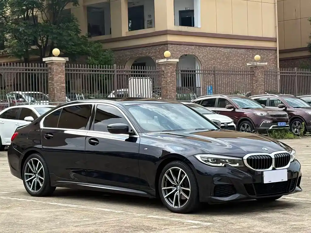 BMW 3 Series — миниатюра 3