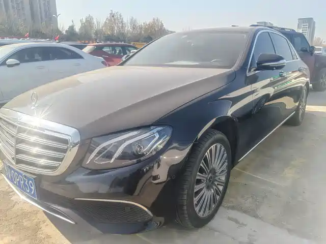 MERCEDES BENZ E CLASS