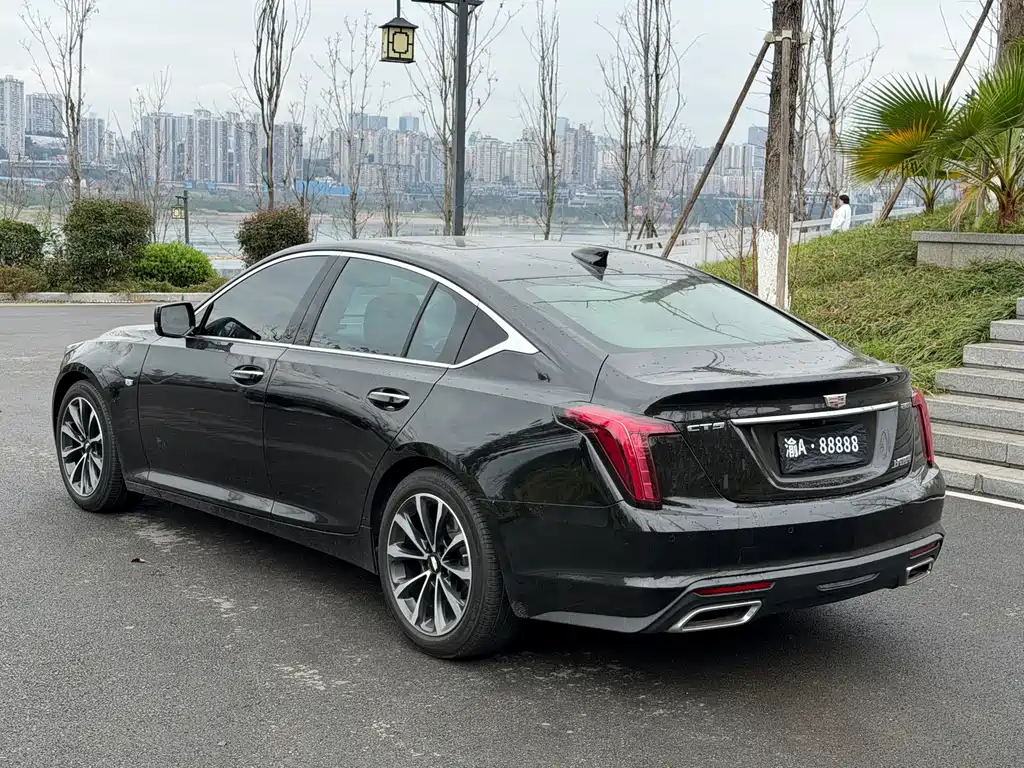 CADILLAC CT5