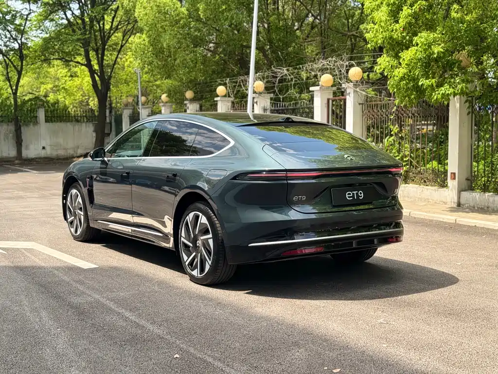 NIO ET9 2025 102kWh