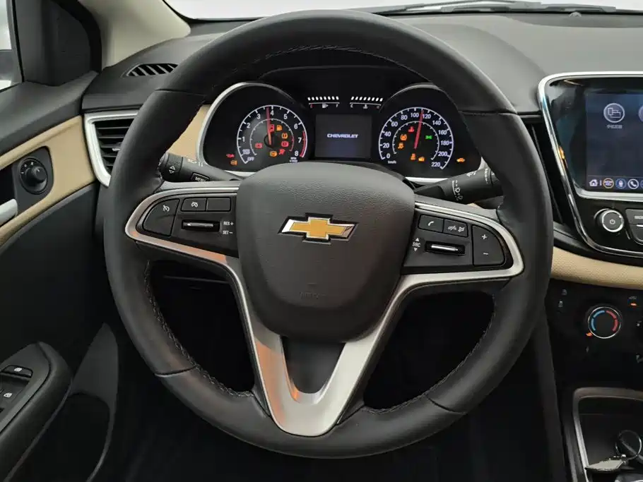 Chevrolet Monza — миниатюра 15