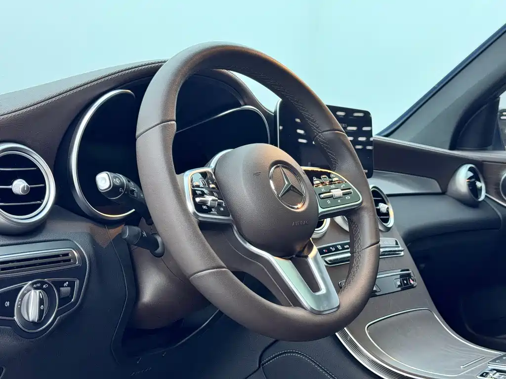 Mercedes-Benz GLC 2021 GLC 260 L 4MATIC Luxury