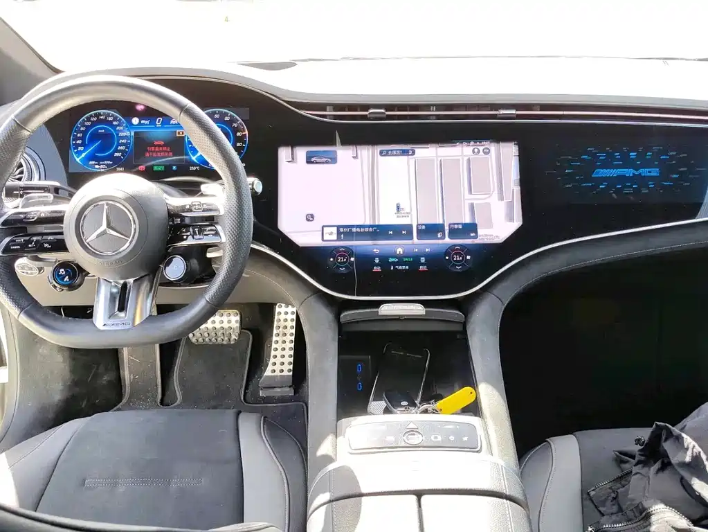 Mercedes-Benz EQE AMG — миниатюра 5