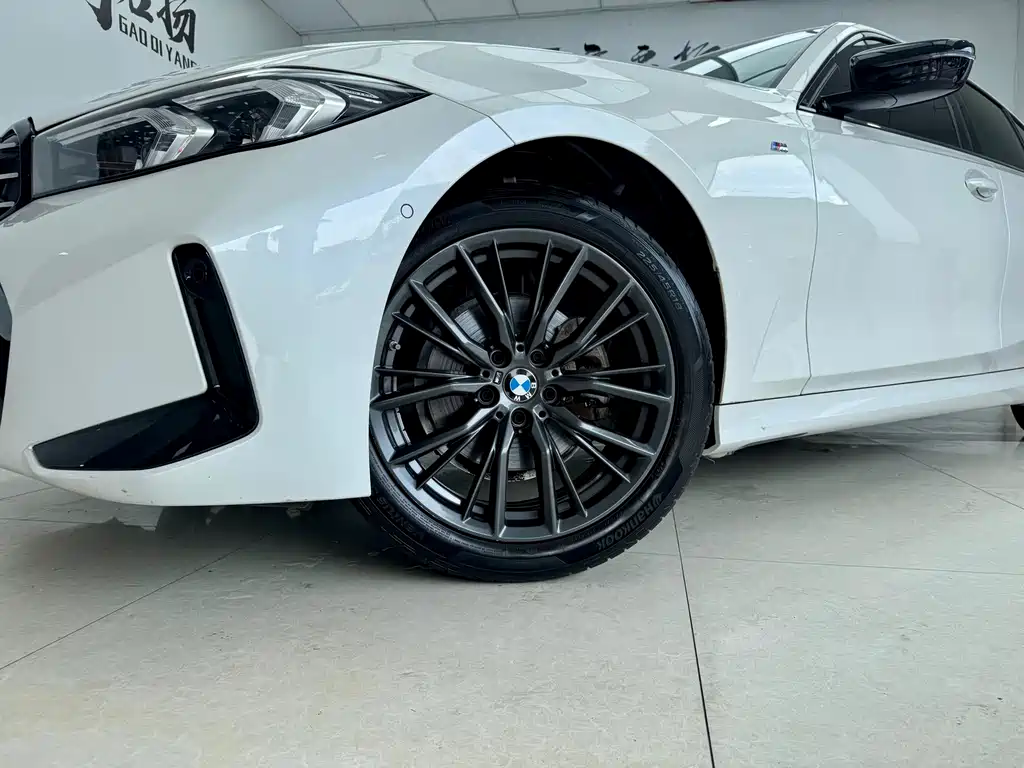 BMW 3 Series — миниатюра 21