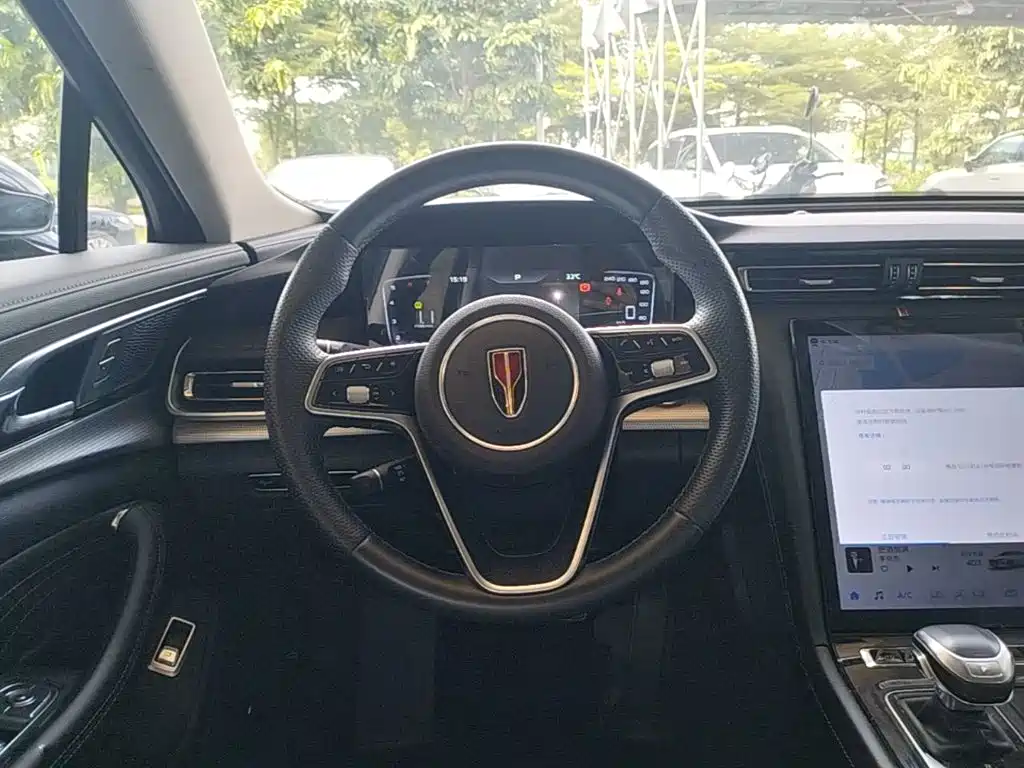 Hongqi Hongqi H5 — миниатюра 11