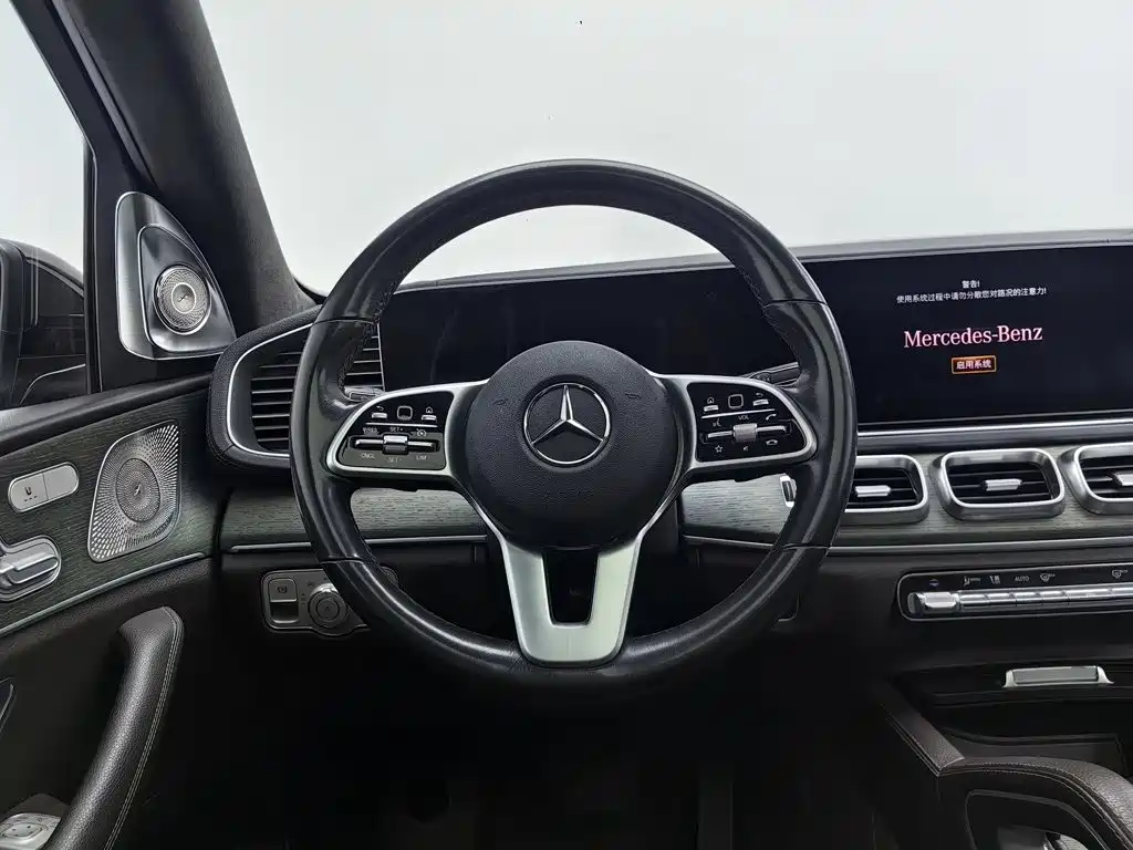 Mercedes-Benz GLE (Import) — миниатюра 11