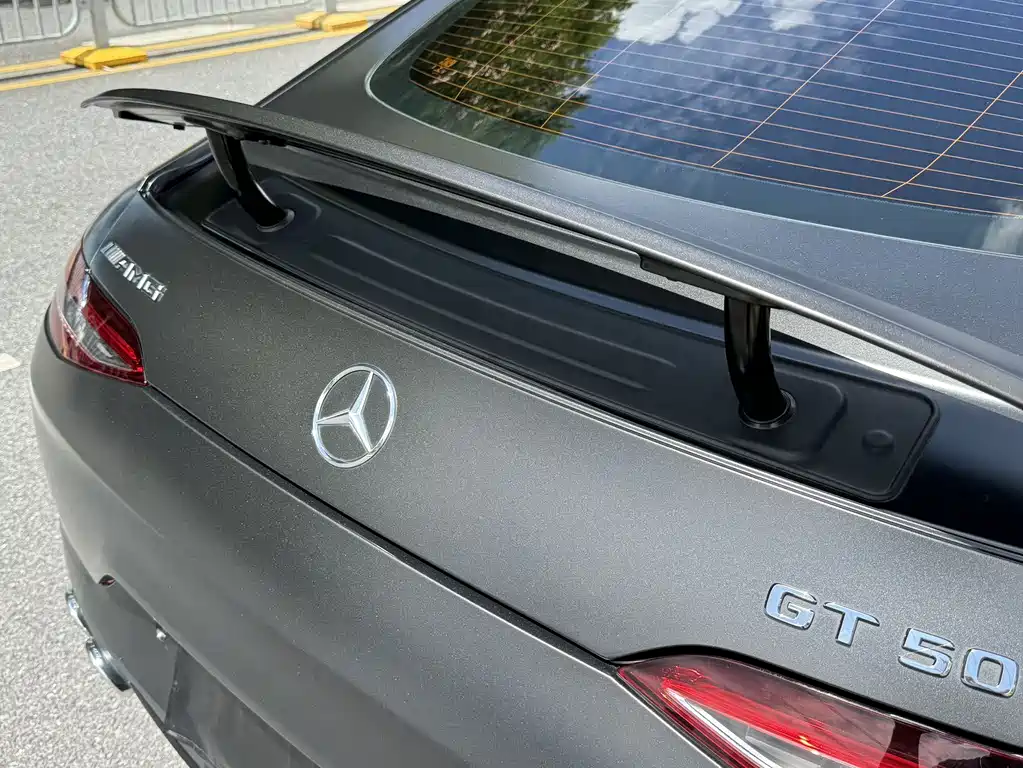 MERCEDES-BENZ AMG GT