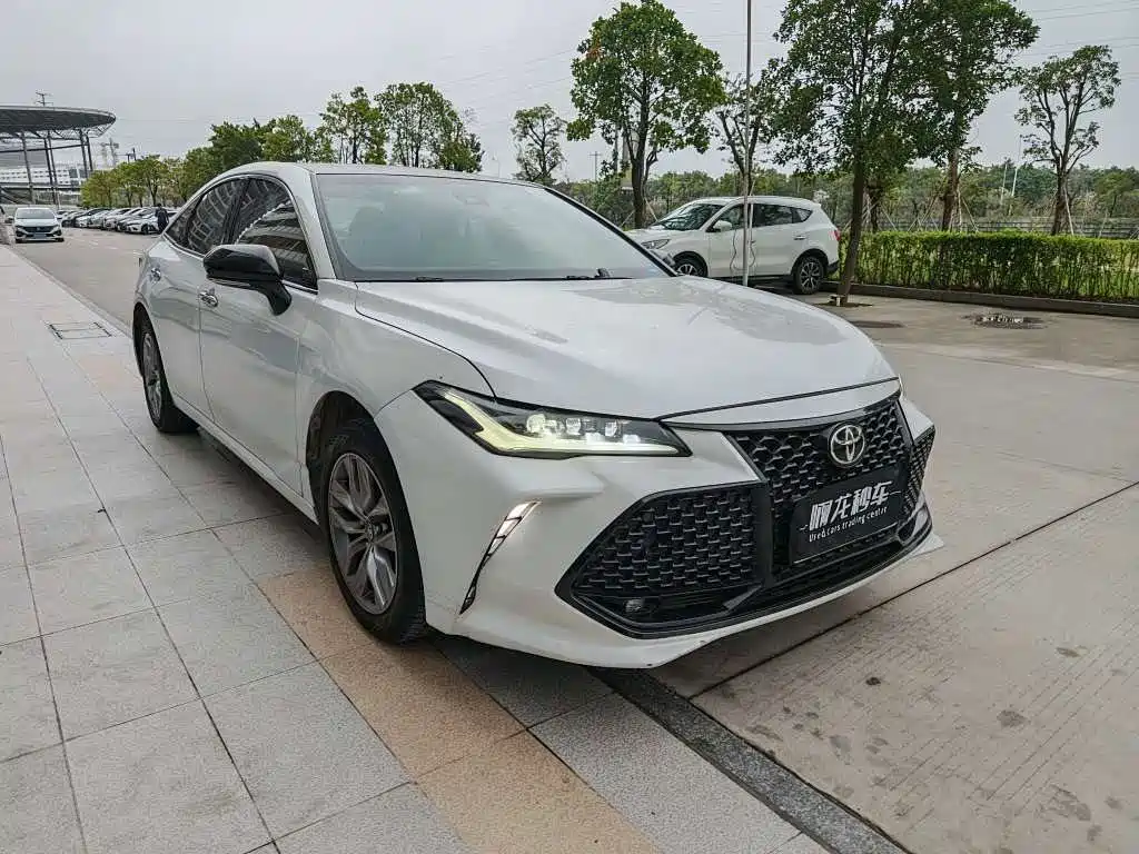 TOYOTA ASIAN DRAGON