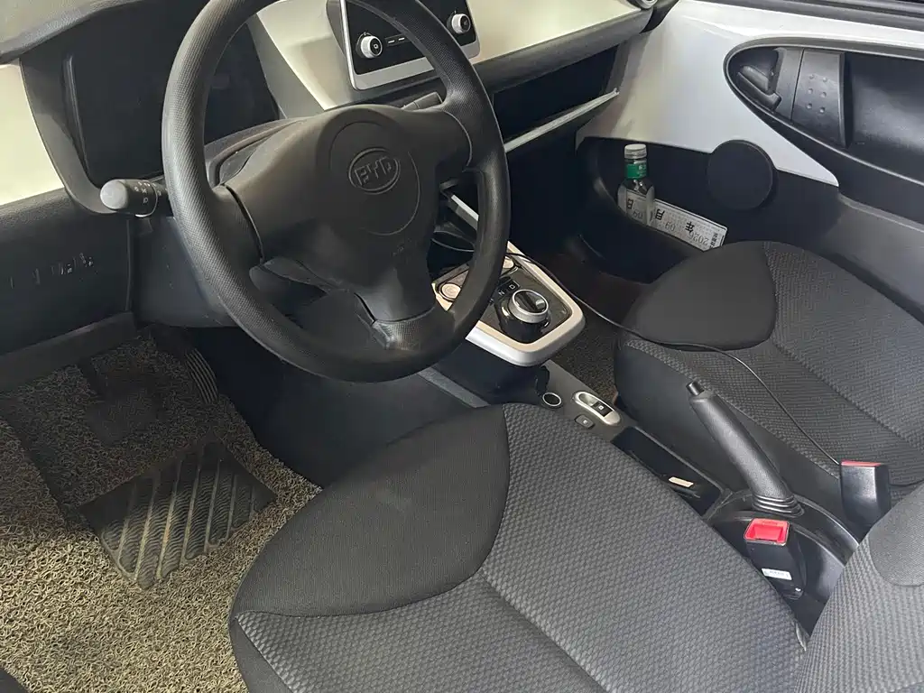 BYD e1 — миниатюра 3
