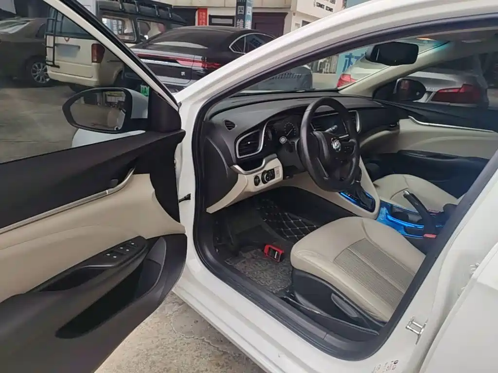 Buick Excelle — миниатюра 16