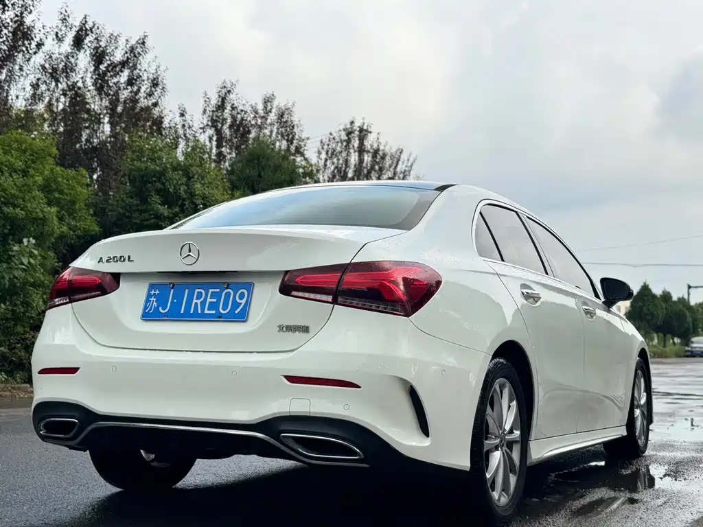 MERCEDES-BENZ A CLASS