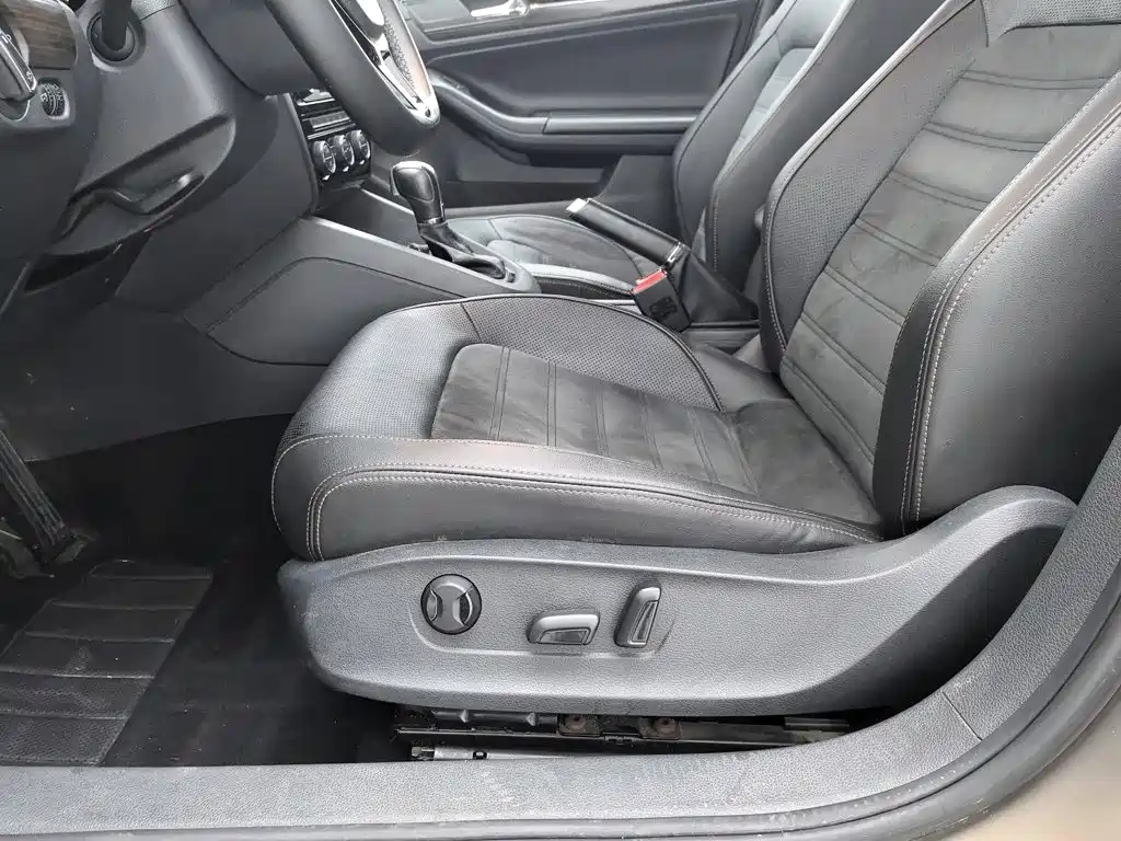 Volkswagen Sagitar — миниатюра 20