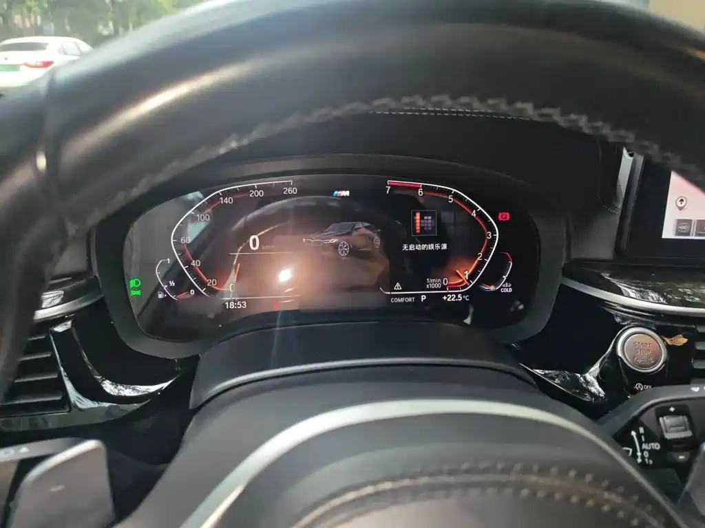 BMW 5 Series — миниатюра 4