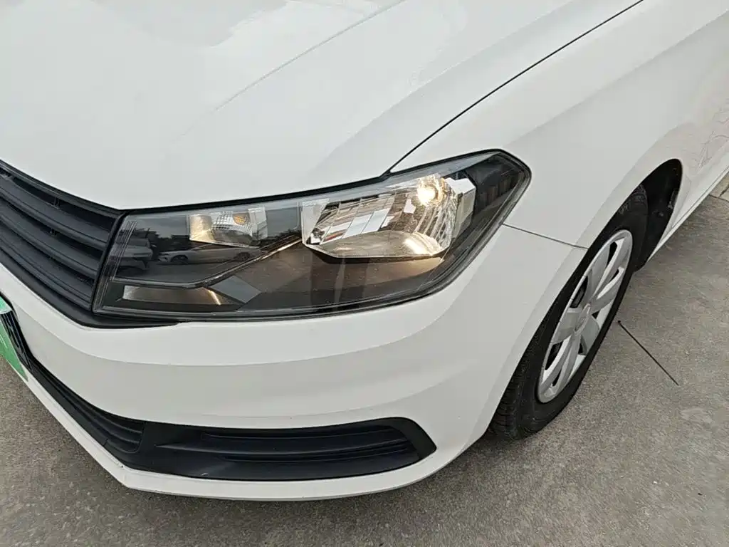 Volkswagen Santana — миниатюра 24