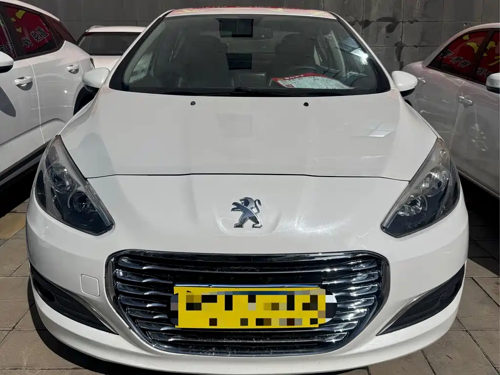 Peugeot 308 — миниатюра 2