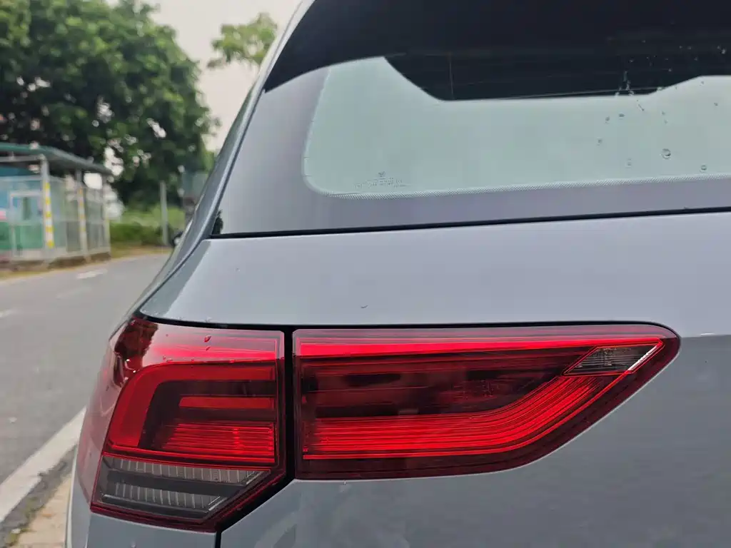 Volkswagen Golf — миниатюра 10
