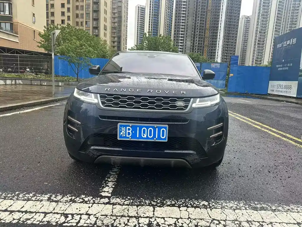 Land Rover Evoque 2021