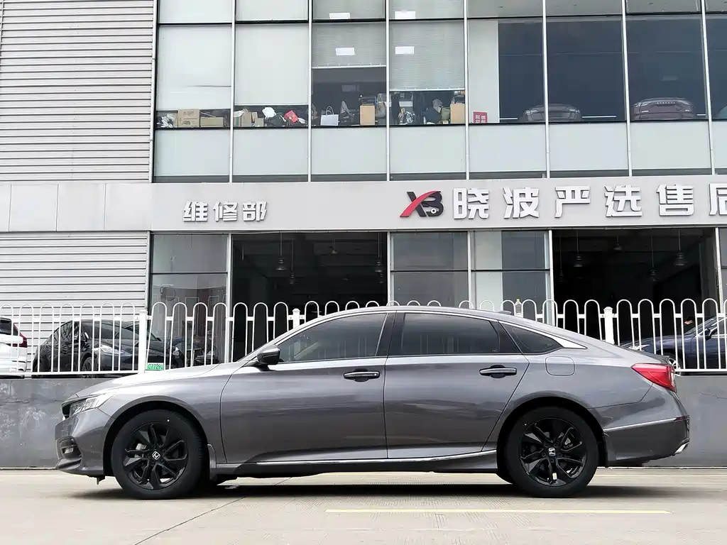 Honda Accord — миниатюра 4