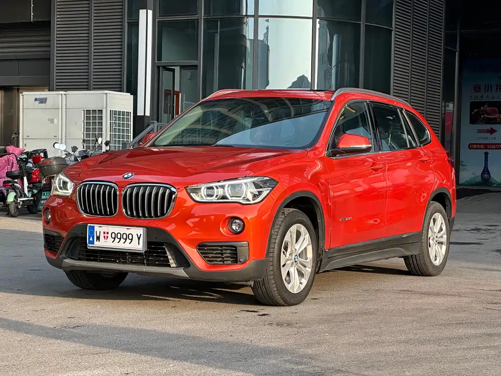 BMW X1