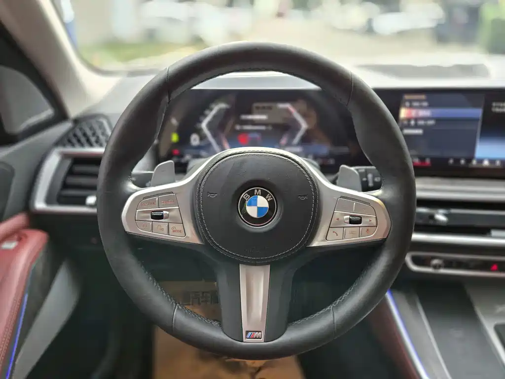 BMW X5 2023 xDrive 30Li Premium M Sport