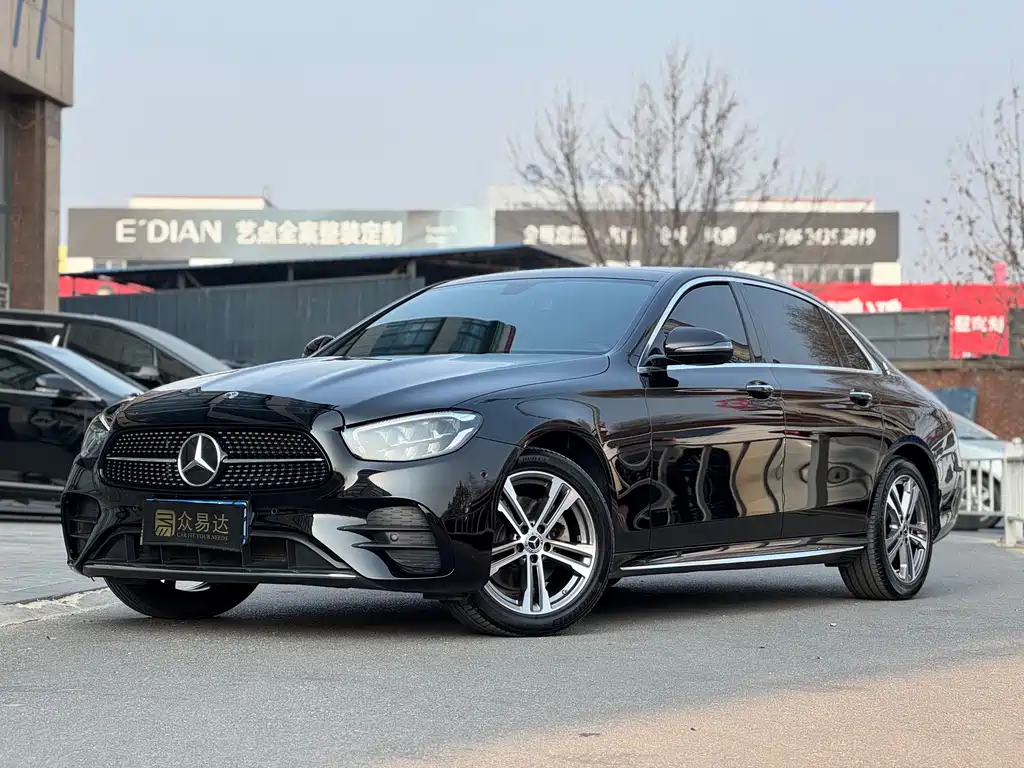 MERCEDES-BENZ E CLASS