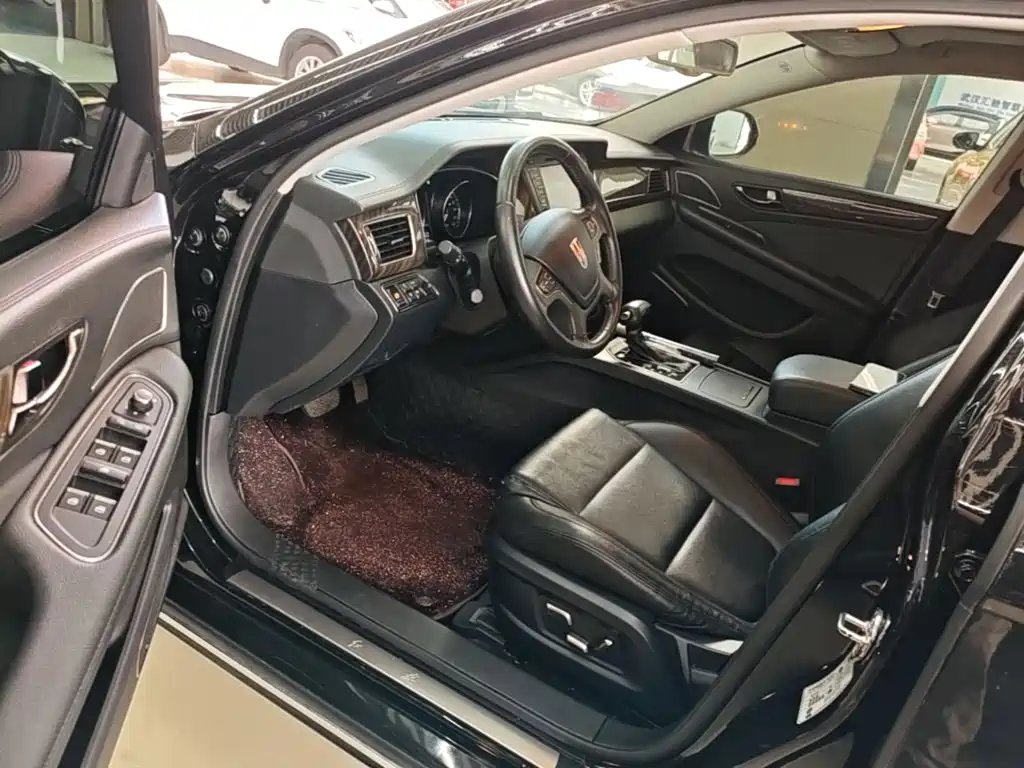Hongqi Hongqi H7 — миниатюра 16