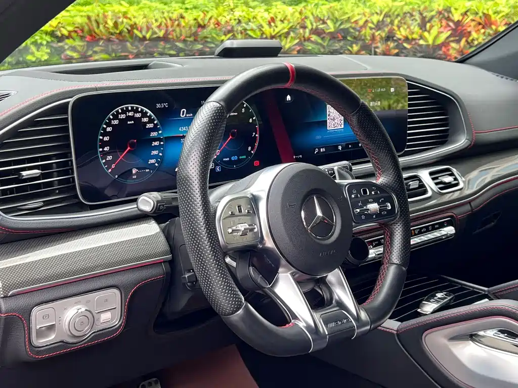 Mercedes-Benz GLE Coupe AMG — миниатюра 11