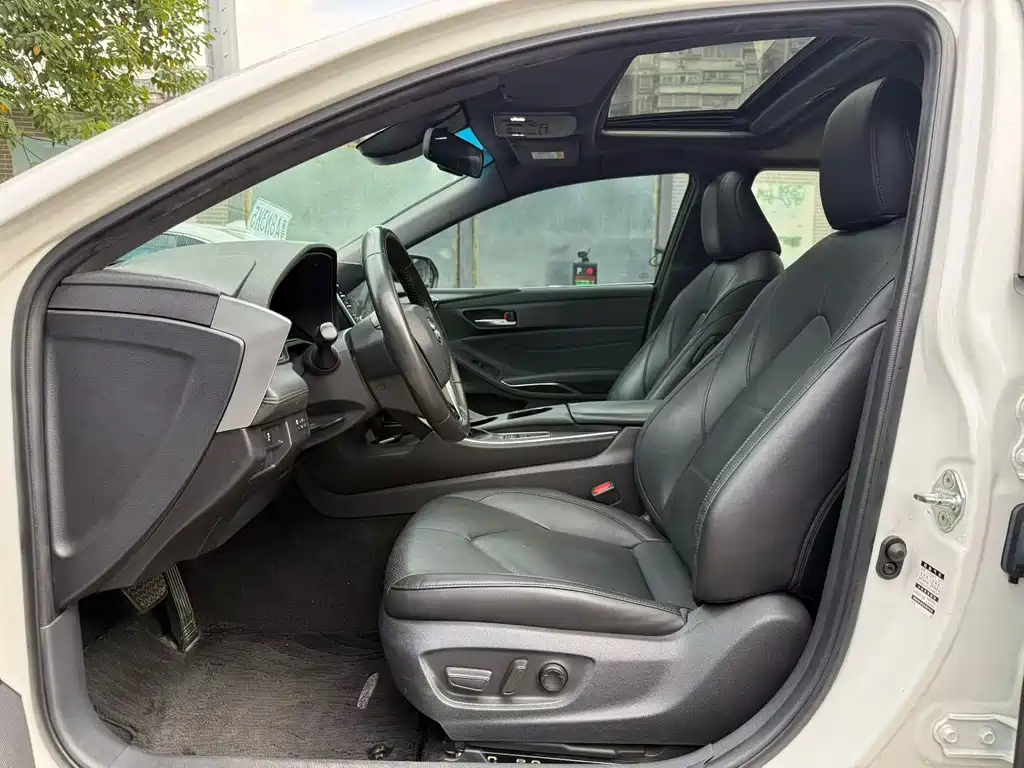 Toyota Avalon — миниатюра 5
