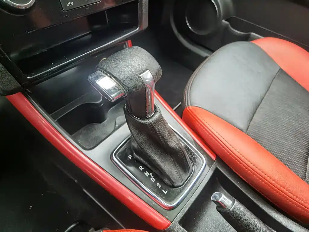 BAIC Senova X25 — миниатюра 13