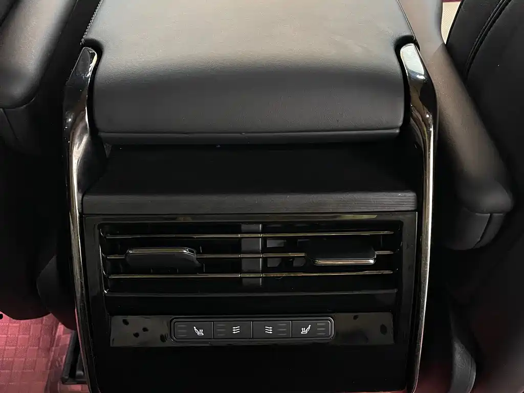 Land Rover Sport — миниатюра 9