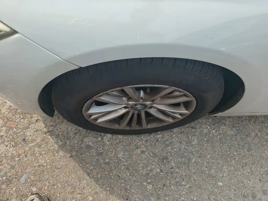 BMW 3 Series — миниатюра 23