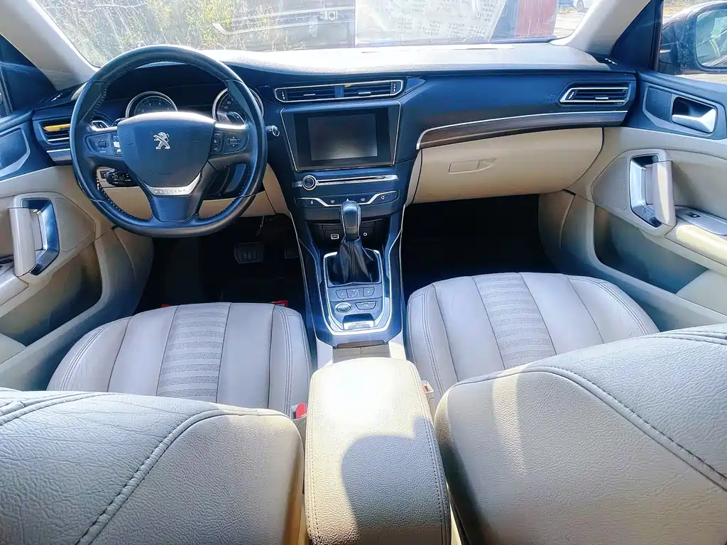 Peugeot 408 — миниатюра 8