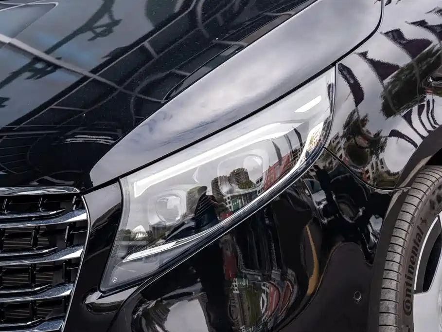 MERCEDES-BENZ V CLASS