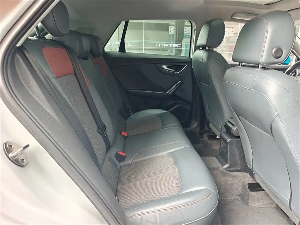 Audi Q2L 2018 35 TFSI Fashion V