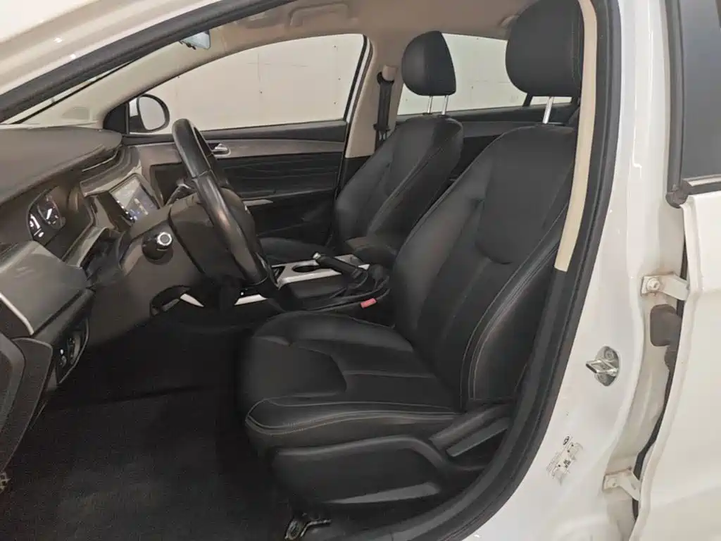 Chery Arrizo 5 — миниатюра 15