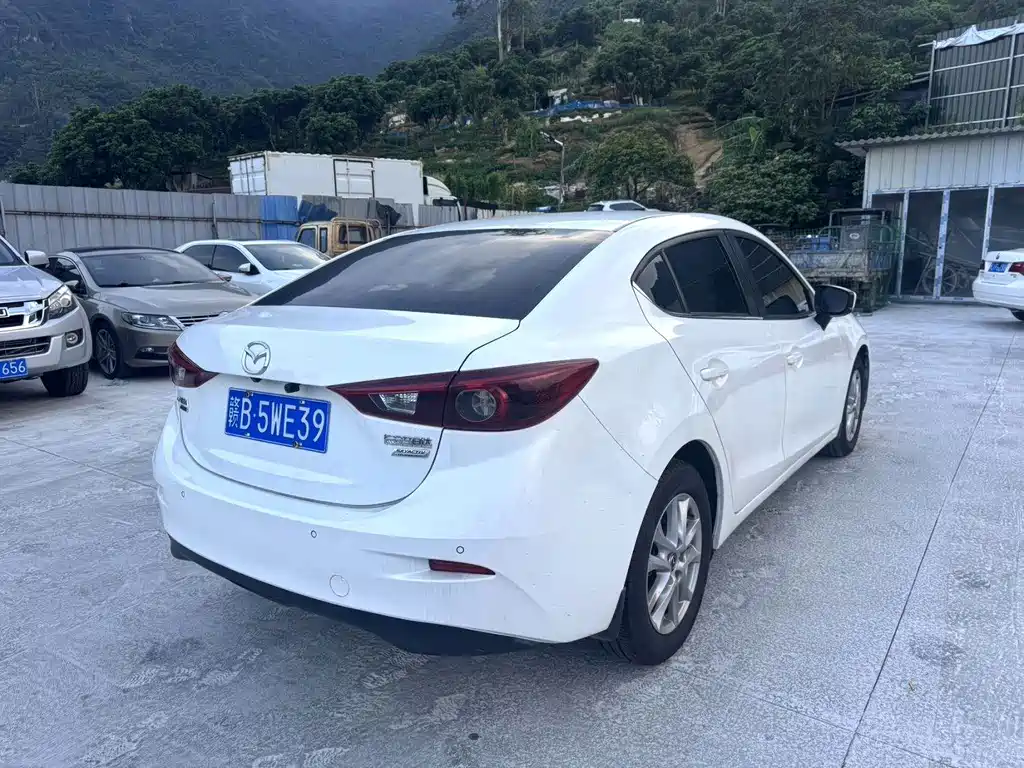 Mazda 3 Axela — миниатюра 4