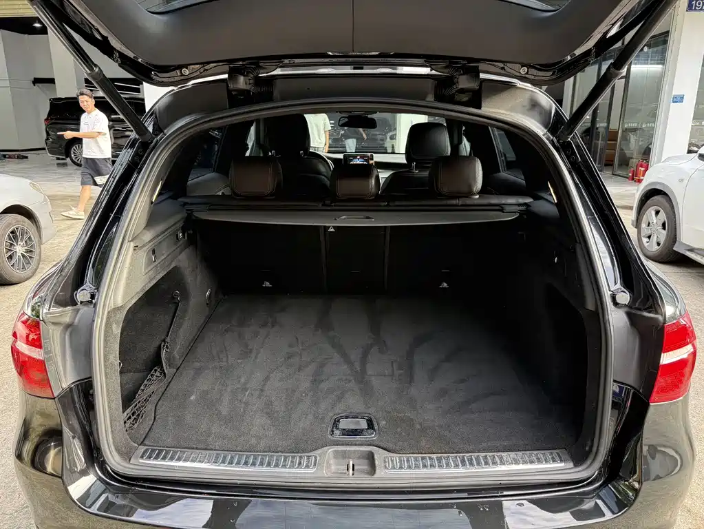 Mercedes-Benz GLC — миниатюра 13
