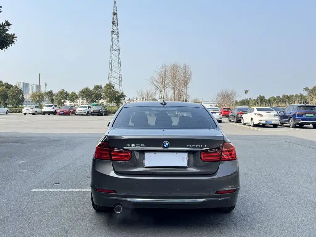 BMW 3 Series — миниатюра 6