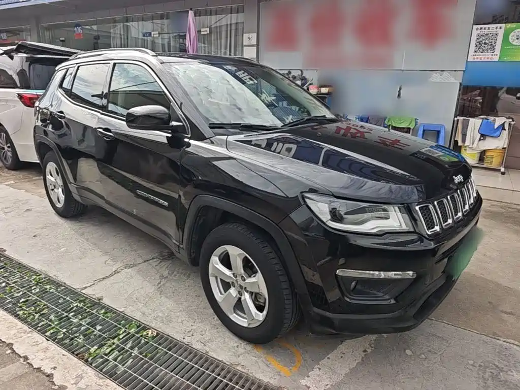 Jeep Compass — миниатюра 4