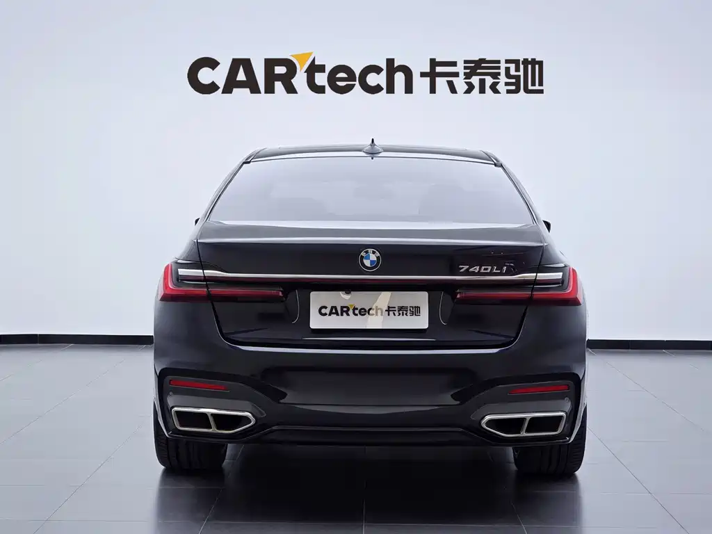 BMW 7 Series — миниатюра 6